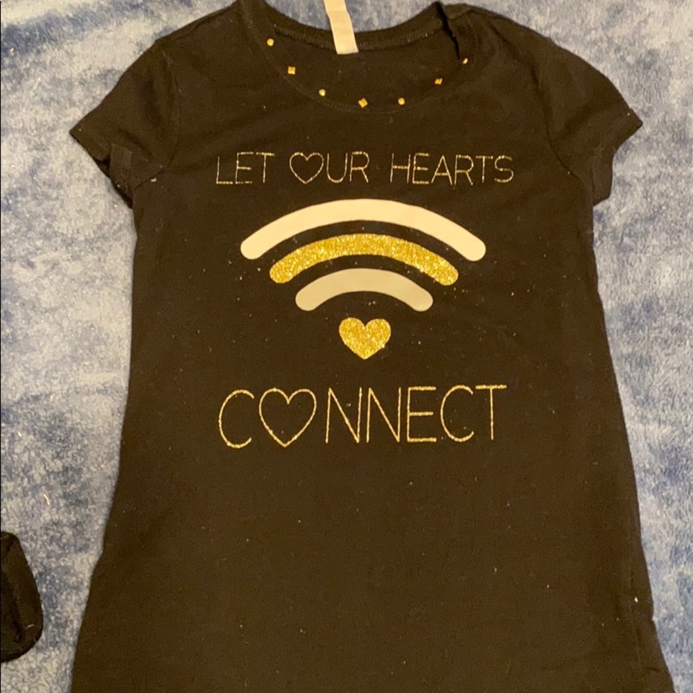 Black T-shirt